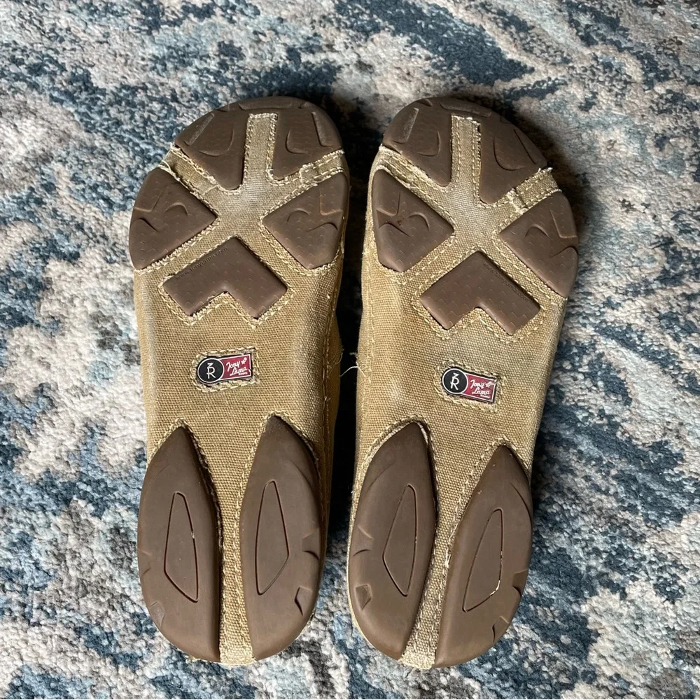 Men’s Tony Lama Canvas Slip on shoe cushion insole winter wheat color size 14